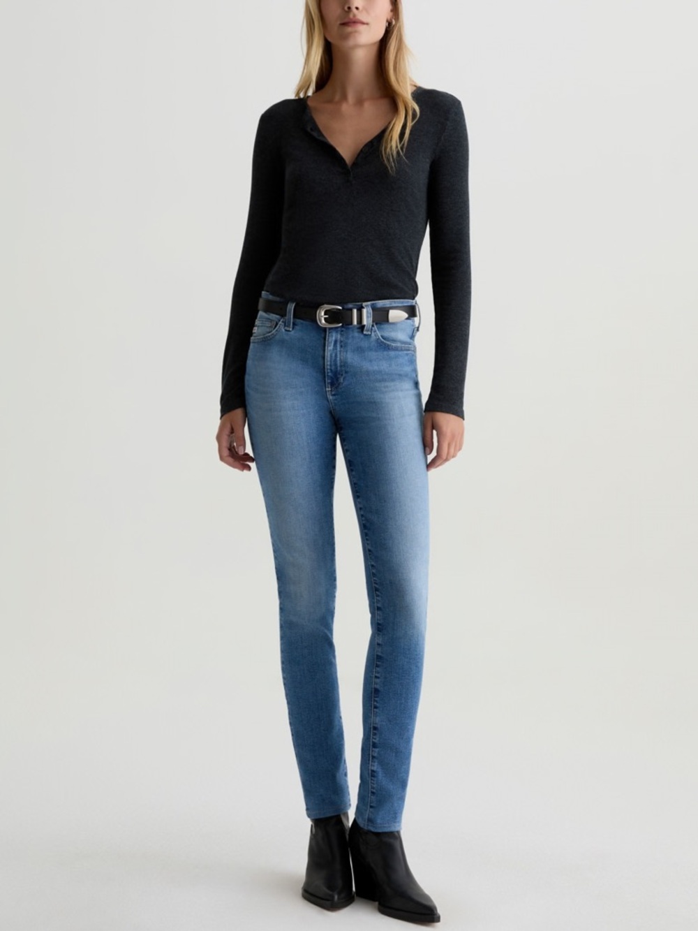 AG The Prima Mid-Rise Contour 360° Cigarette Jean